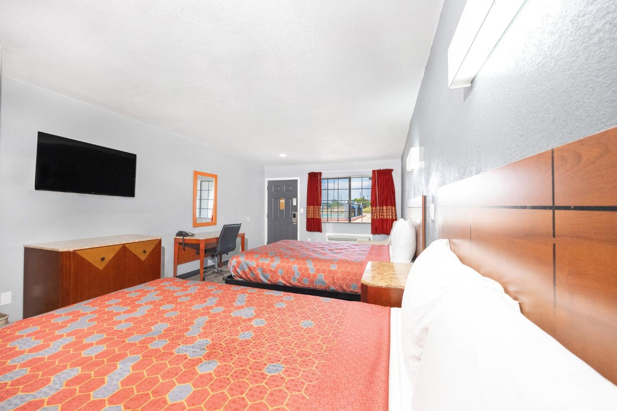 Executive Inn Hondo Extérieur photo