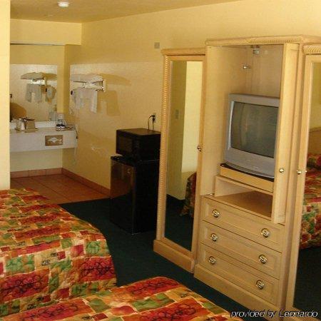 Executive Inn Hondo Chambre photo